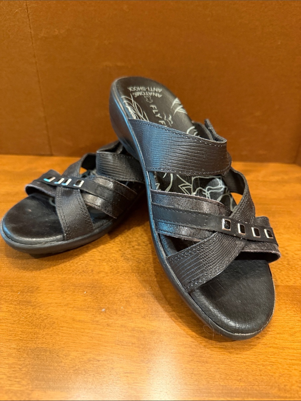 FlyFlot Black Cross-Strap Slip-On Mules